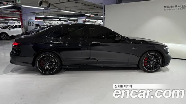 Mercedes-Benz E-Class 2023, фото 3