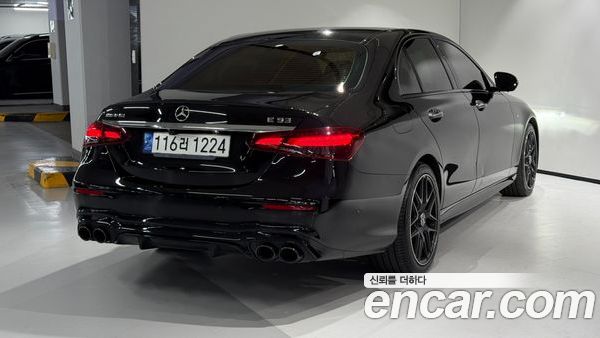 Mercedes-Benz E-Class 2023, фото 4