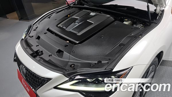 Lexus LS 2022, фото 6