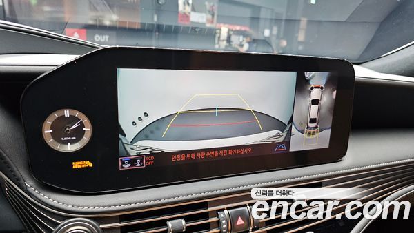 Lexus LS 2022, фото 22