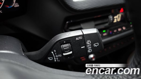 BMW 1 Series 2020, фото 23