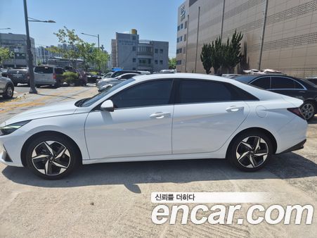 Hyundai Elantra 2022, фото 8