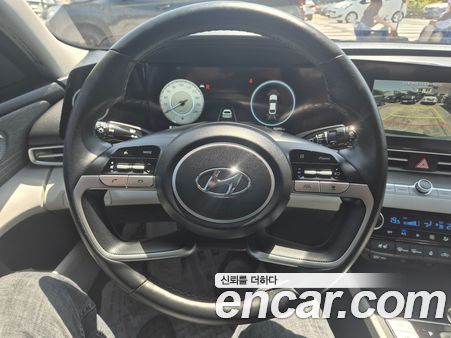 Hyundai Elantra 2022, фото 10