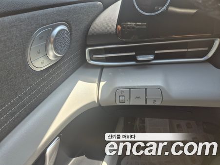 Hyundai Elantra 2022, фото 15