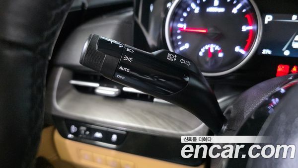 Kia Carnival 2023, фото 30