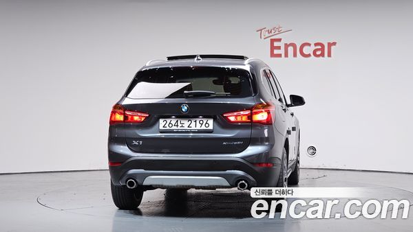 BMW X1 2022, фото 3