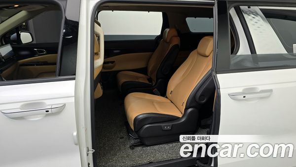 Kia Carnival 2021, фото 16