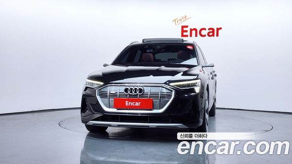 Audi e-tron 2021, фото 3