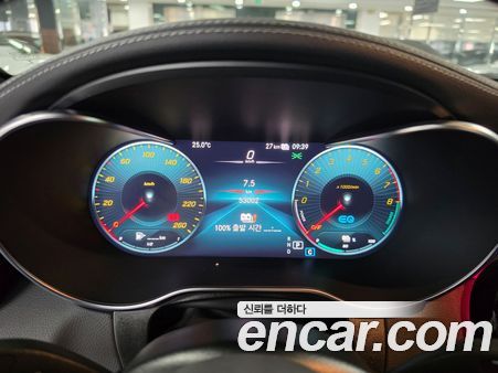 Mercedes-Benz GLC 2021, фото 8