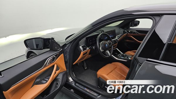 BMW i4 2024, фото 10