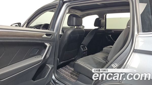 Volkswagen Tiguan 2022, фото 11