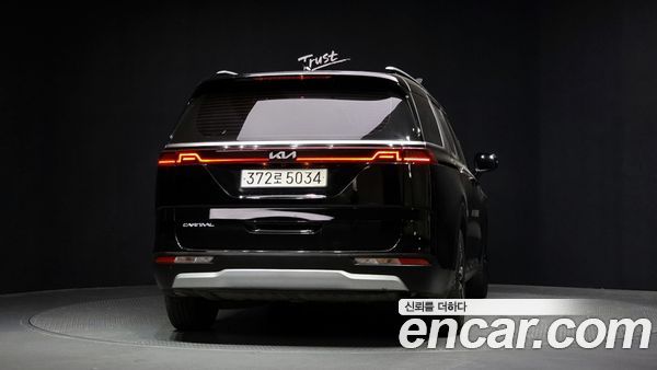 Kia Carnival 2023, фото 4