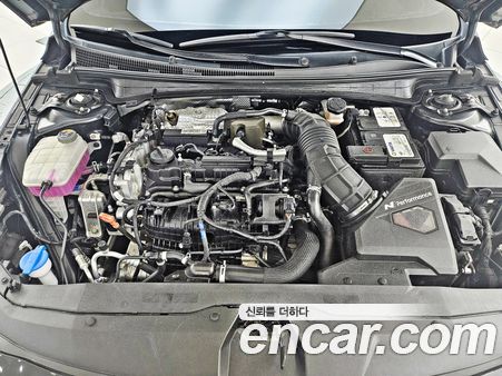 Hyundai Elantra 2022, фото 20