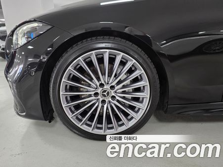 Mercedes-Benz C-Class 2023, фото 5