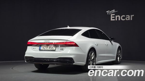 Audi A7 2023, фото 2
