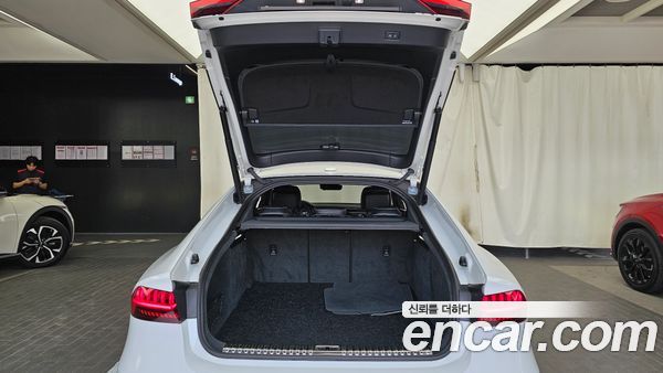 Audi A7 2023, фото 26