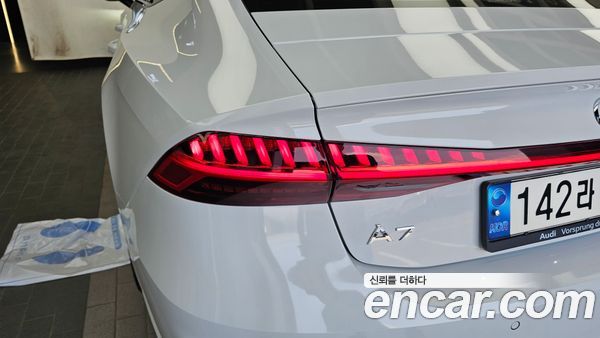 Audi A7 2023, фото 9