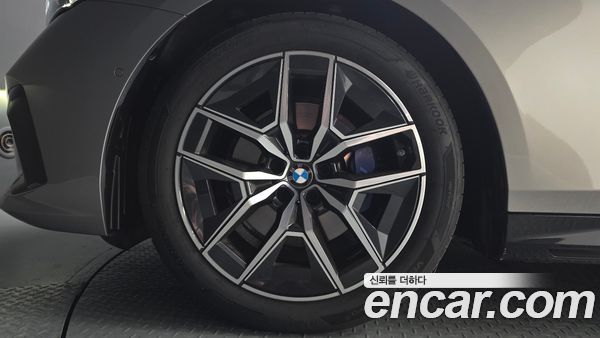 BMW 5 Series 2026, фото 5