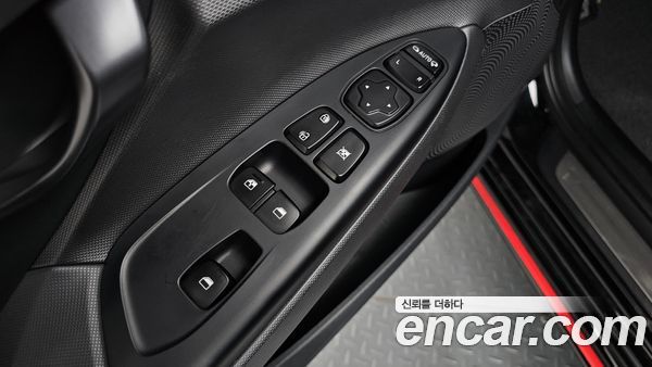 Hyundai Veloster 2022, фото 29