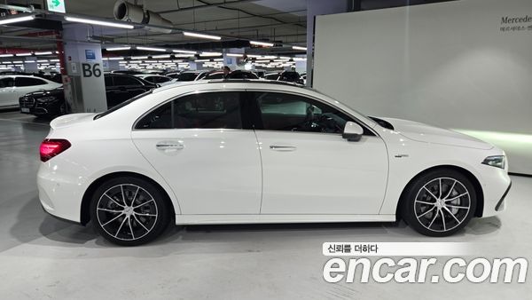 Mercedes-Benz A-Class 2025, фото 9