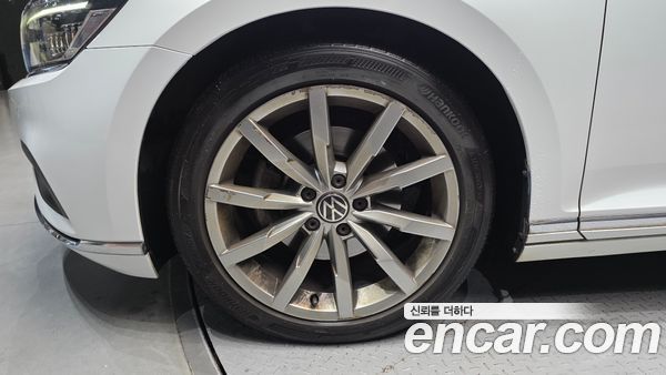 Volkswagen Passat 2021, фото 5