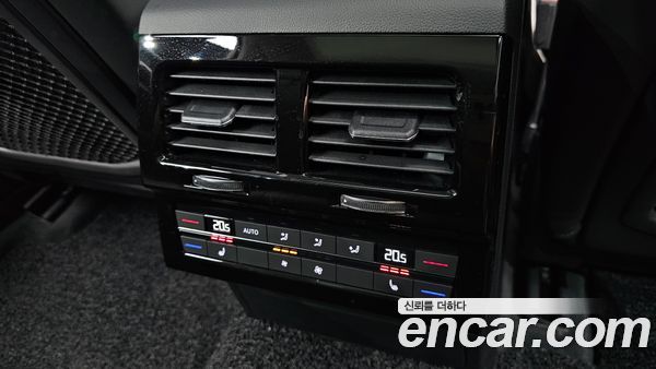 Volkswagen Touareg 2025, фото 31