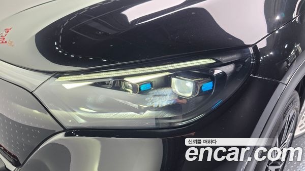 Mercedes-Benz EQE 2023, фото 8