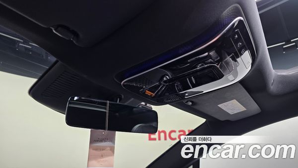 Mercedes-Benz EQE 2023, фото 31