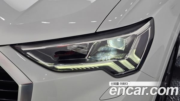 Audi Q3 2023, фото 8