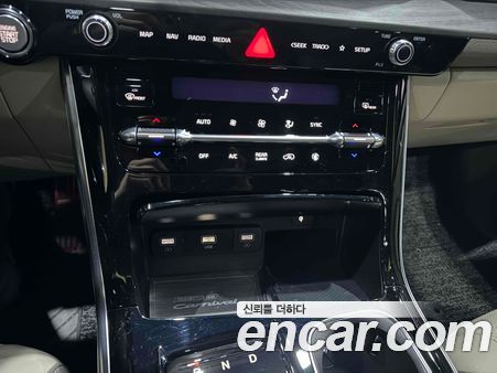 Kia Carnival 2023, фото 19