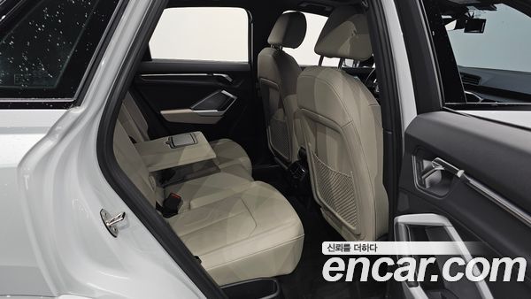 Audi Q3 2025, фото 16