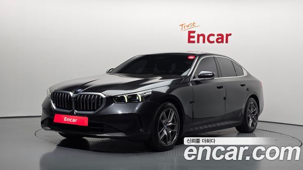 BMW i5 2024