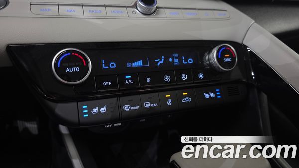 Hyundai Elantra 2023, фото 31