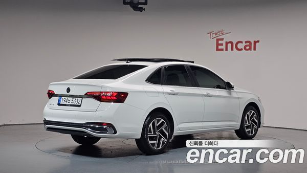 Volkswagen Jetta 2024