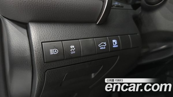 Toyota Camry 2024, фото 24