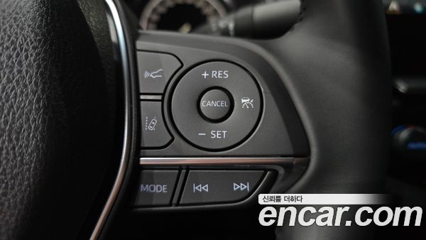 Toyota Camry 2024, фото 31