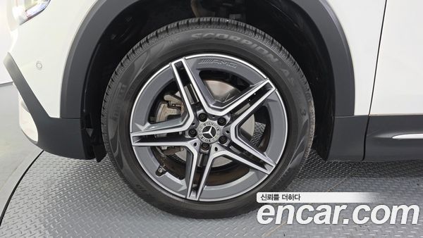 Mercedes-Benz GLB 2022, фото 5
