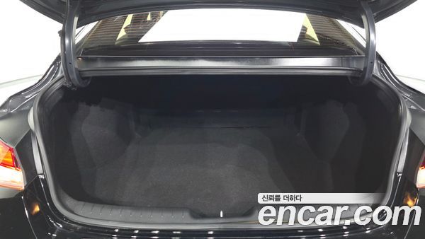 Hyundai Elantra 2024, фото 26