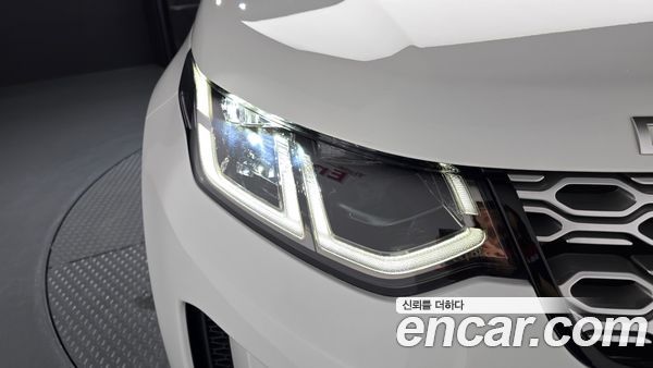 Land Rover Discovery Sport 2021, фото 8