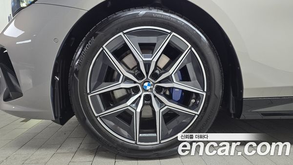BMW 5 Series 2026, фото 4