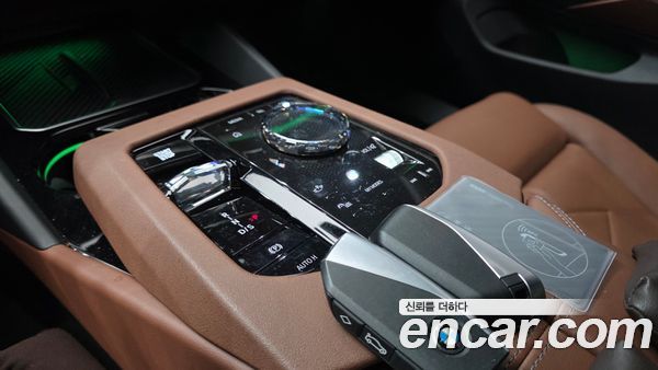 BMW 5 Series 2025, фото 12