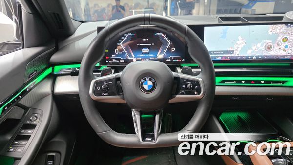 BMW 5 Series 2025, фото 19