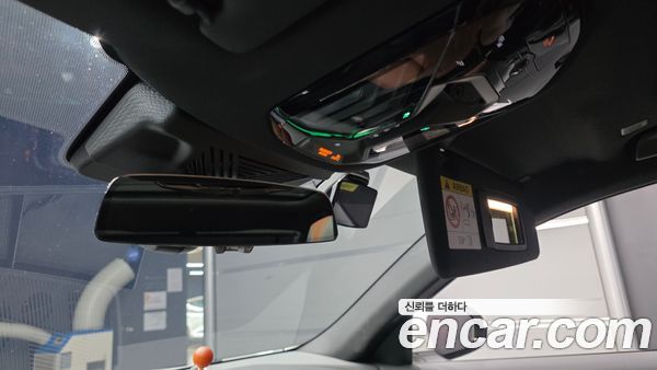 BMW 5 Series 2025, фото 29
