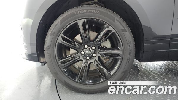 Land Rover Range Rover Velar 2023, фото 5