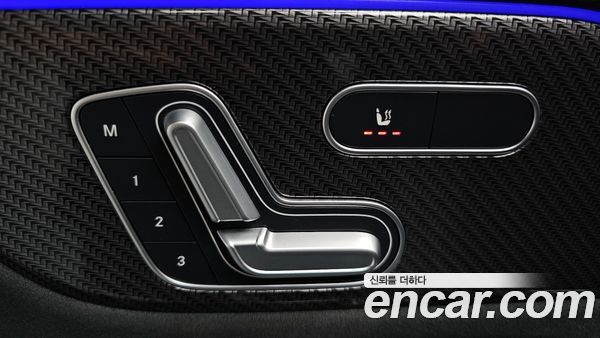 Mercedes-Benz GLB 2021, фото 25
