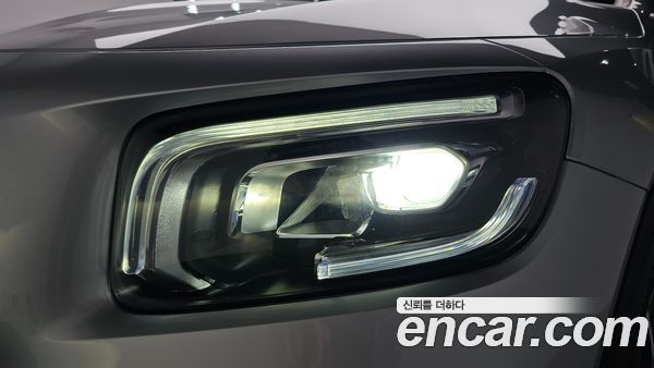 Mercedes-Benz GLB 2021, фото 7