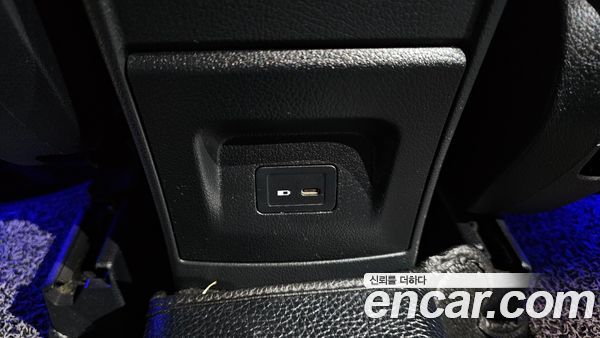Mercedes-Benz GLB 2021, фото 30