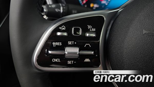 Mercedes-Benz C-Class 2021, фото 16