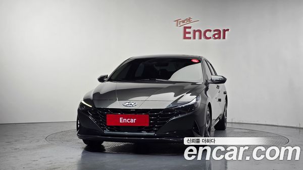 Hyundai Elantra 2021, фото 3