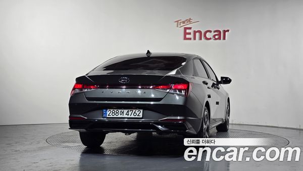 Hyundai Elantra 2021, фото 4